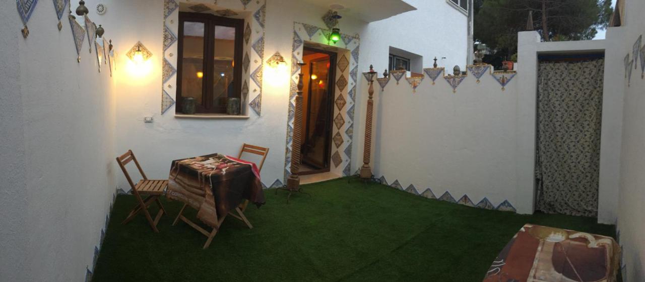 La Casa Di Emanuella - & International Couette-café *